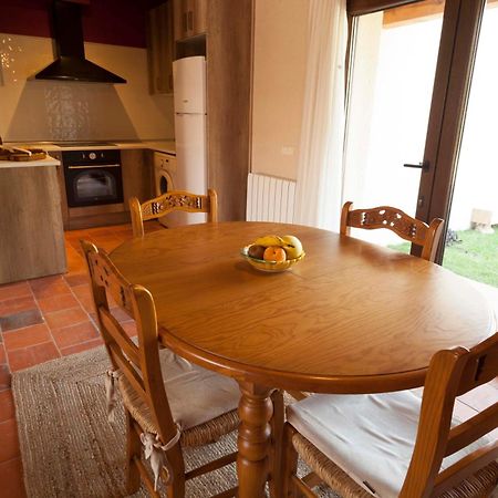 Casas De La Fuente Guest House Brieva Екстериор снимка